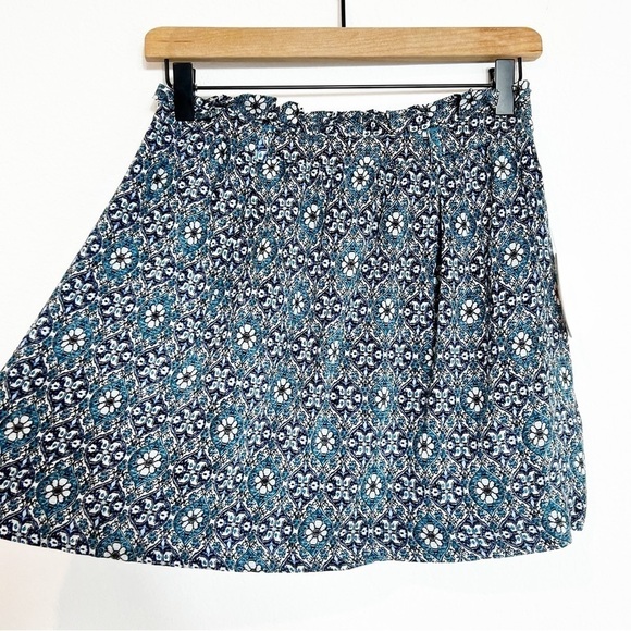 FOREVER 21 CONTEMPORARY BLUE PRINT FLORAL SKIRT SHORT GREY TEAL BLACK NEW XS - Picture 4 of 6